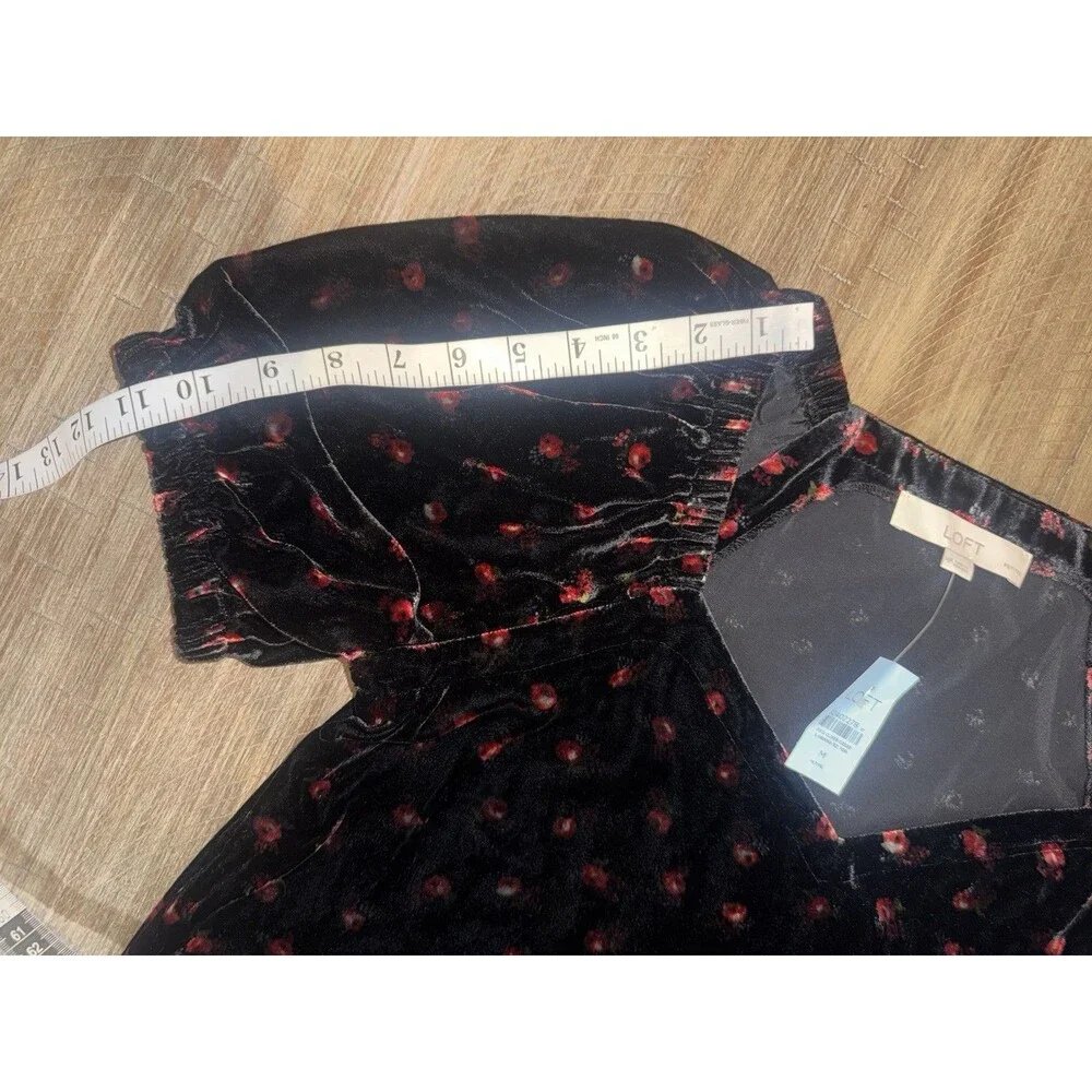 NWT Loft Ann Taylor Black Floral Velvet Puff Sleeve Top Sweetheart Neck Size MP